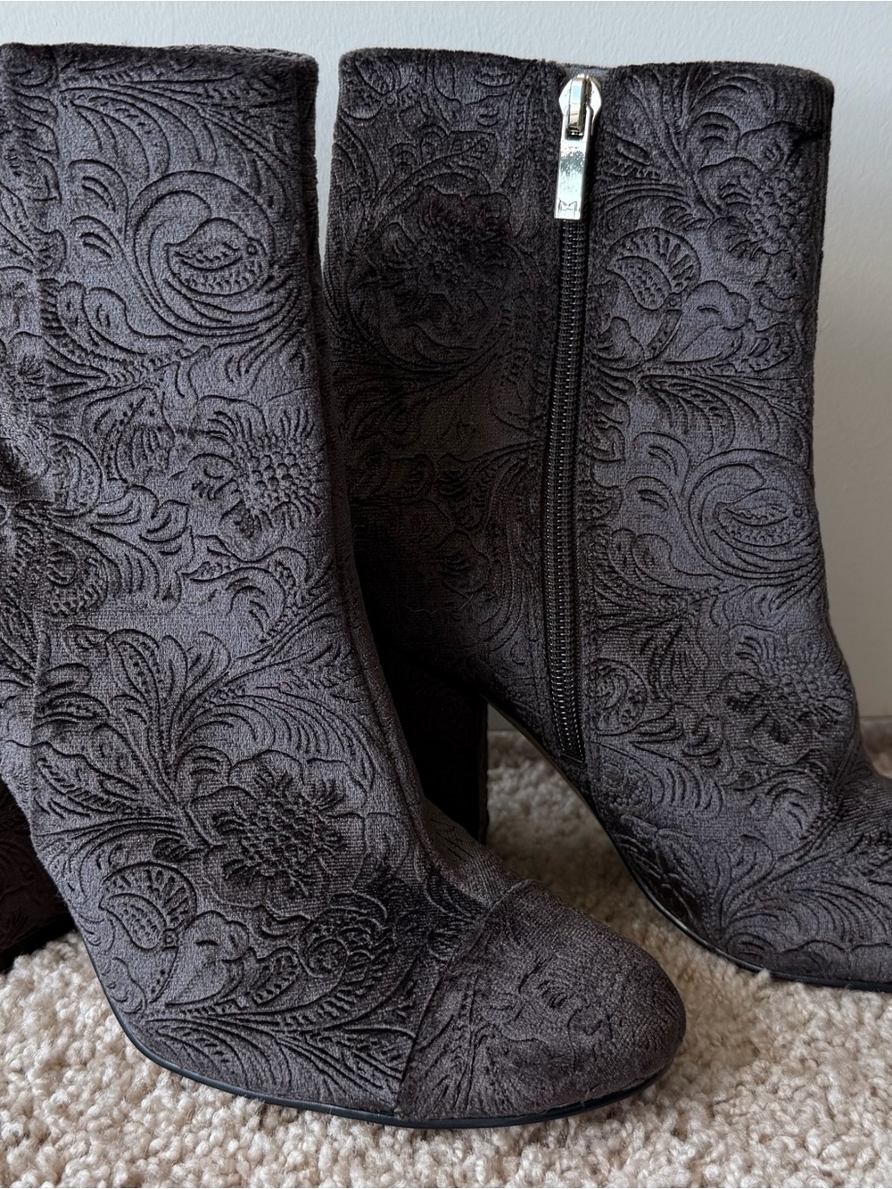 Marc Fisher Women's Gray Embossed Floral Block Heel Ankle Boots - Picture 2 of 5